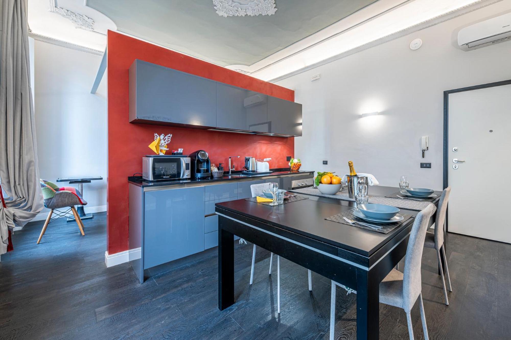 Cherubini Palace Thematic Apartment Флоренция Экстерьер фото